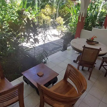 Catra Homestay Beachroom 10 B